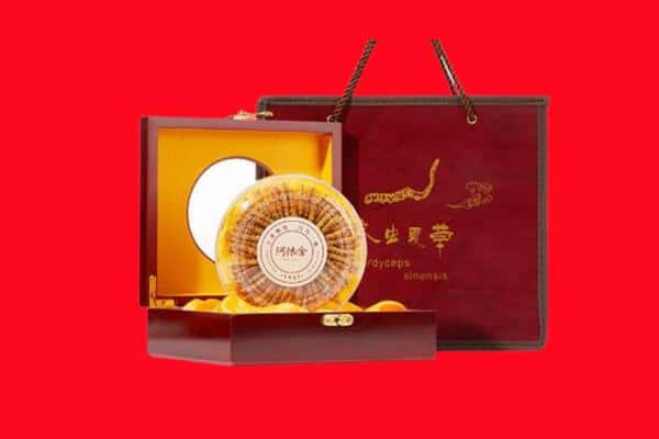 昌都类乌齐县回收冬虫夏草
